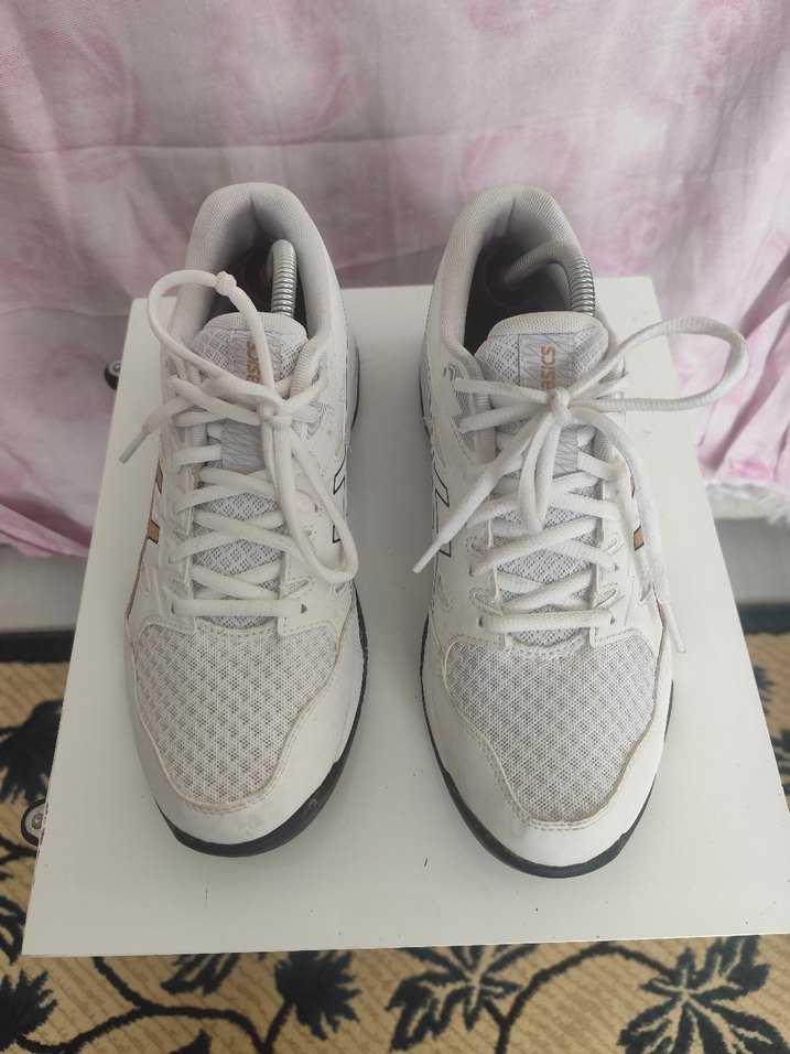 Beyaz Asics Koşu Ayakkabısı - Görsel 2