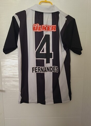 Adidas BJK Fernandes forması
