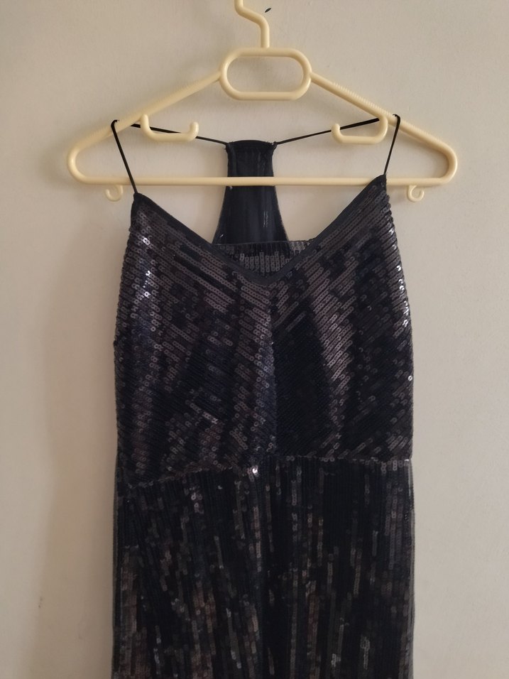 Siyah Pullu  Püsküllü  Abiye Elbise - Görsel 3