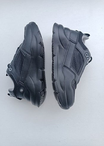 32 Beden G Desenli Bağcıklı Erkek Çocuk Spor Ayakkabı
