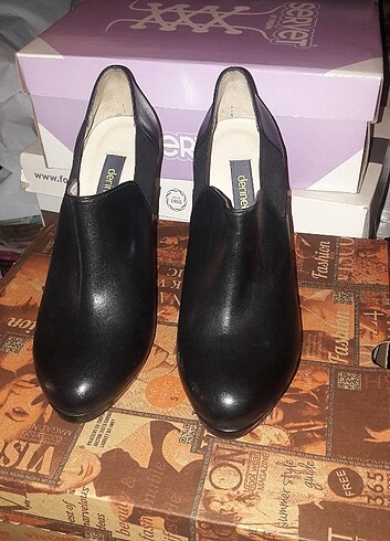Derinet Kadın Klasik Topuklu Ayakkabı 