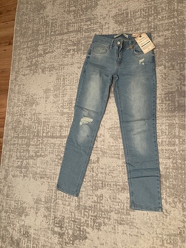 Lcw boyfriend jean