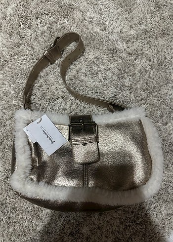 STRADIVARIUS ÇANTA