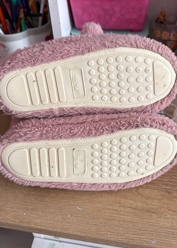 Kız Çocuk Pembe Sıcak Peluş Ev Terliği - Görsel 3