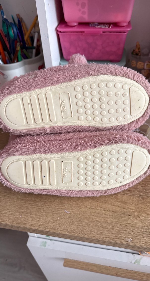 Kız Çocuk Pembe Sıcak Peluş Ev Terliği - Görsel 3