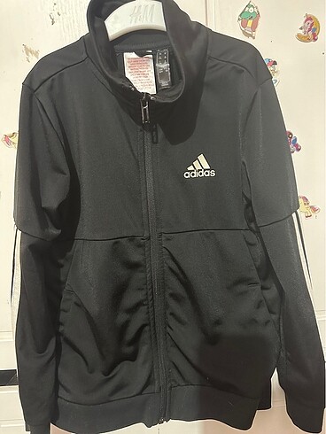 Adidas üst