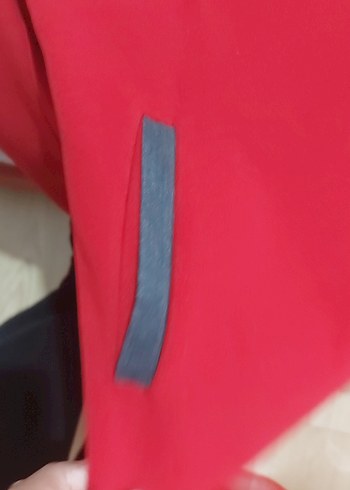 Kırmızı Fermuarlı Kadın Kaban - Görsel 4