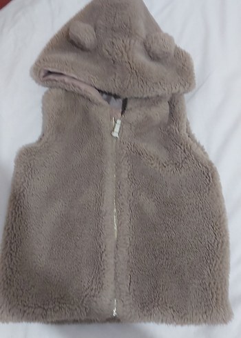 Kız Çocuk Kapüşonlu Bej Peluş Yelek - Görsel 2