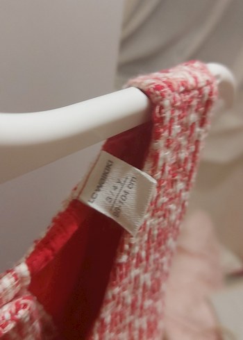 Kız Çocuk Kırmızı Triko V Yakalı Elbise - Görsel 4