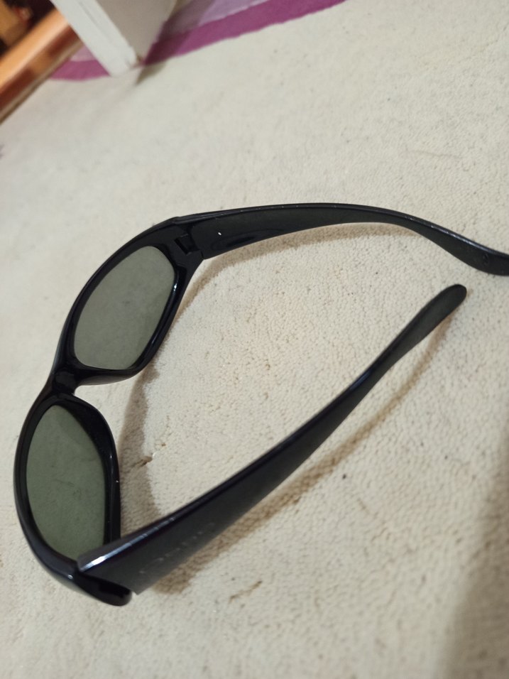 Siyah Tokalı Gotik çocuk Gözlüğü - Görsel 2