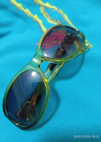 Şeffaf Turkuaz Retro Kadın Gözlüğü - Görsel 3