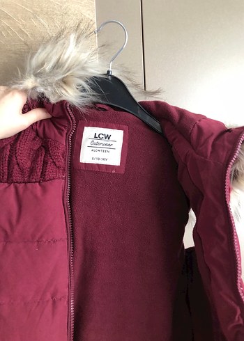 Genç Kız Bordo Kürklü Yelek - Görsel 4