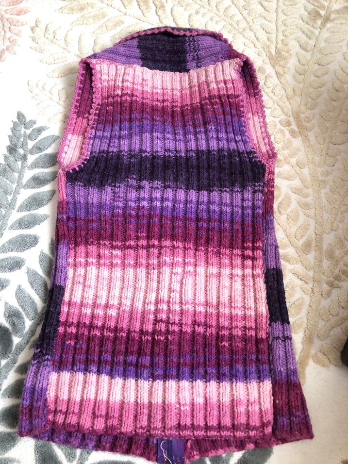 Bohem Tarz Mor Batik Desenli El Örgüsü Kız Çocuk Yelek - Görsel 3