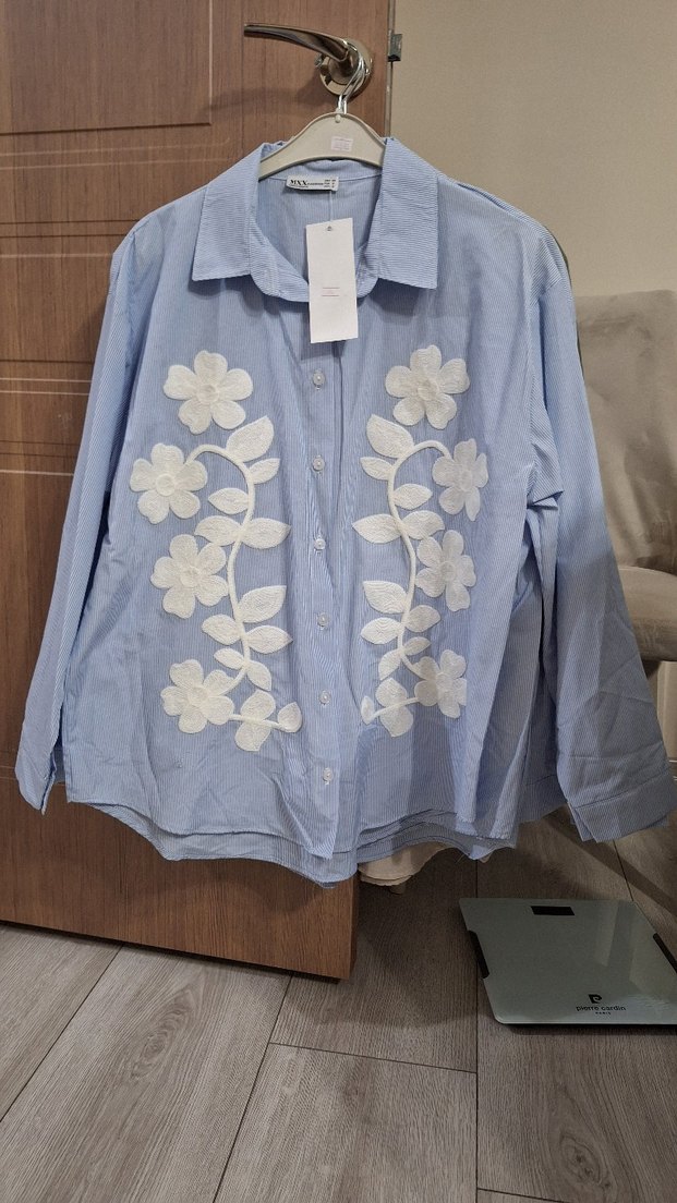 Nakışlı Mavi Pamuklu Kadın Gömlek - Görsel 2