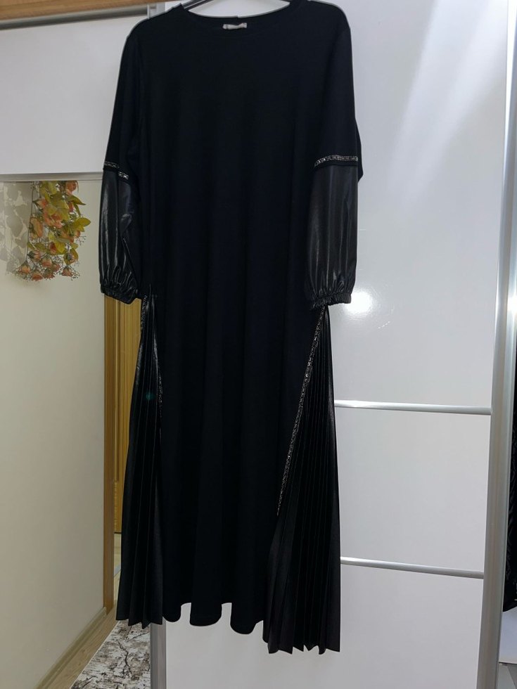 Siyah Uzun Deri Detayli Elbise - Görsel 3