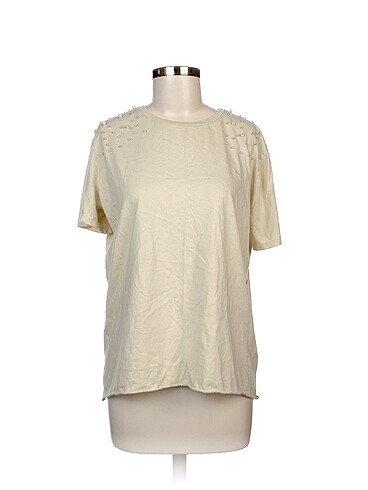 Zara T-shirt %70 İndirimli.