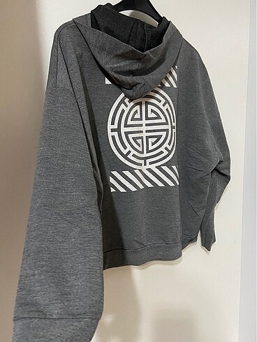 l Beden Sweatshirt