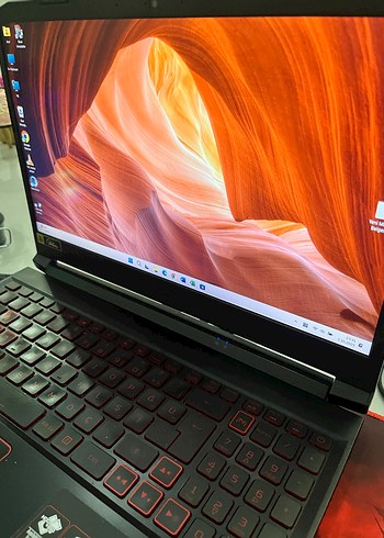 Beden Acer Nitro5 i7 Laptop