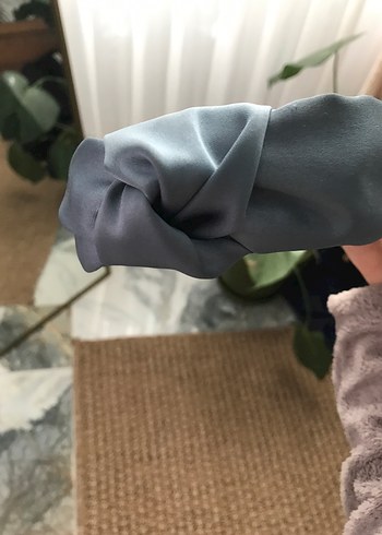 Şaç tokası bakım yaparken - Görsel 4