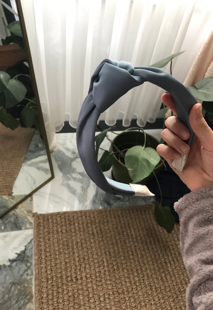 Şaç tokası bakım yaparken - Görsel 2