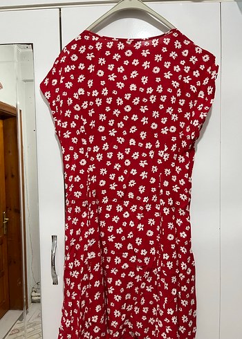 Kırmızı Çiçek Desenli elbise - Görsel 2