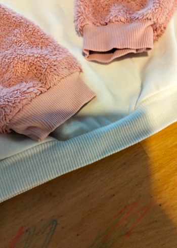 Kız Çocuk Bej Sweatshirt Peluş Kollu - Görsel 3