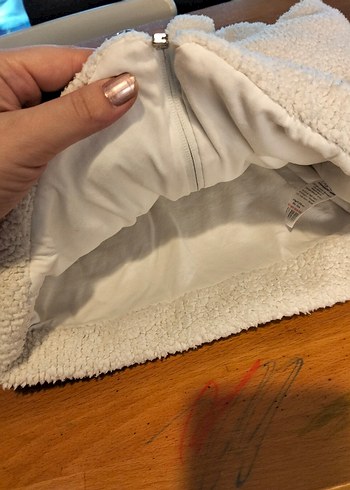 Kız Çocuk Beyaz Peluş Ceket - Görsel 5