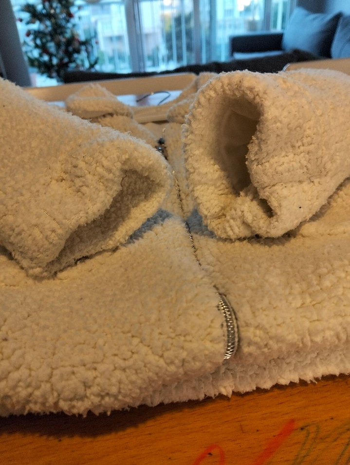 Kız Çocuk Beyaz Peluş Ceket - Görsel 2