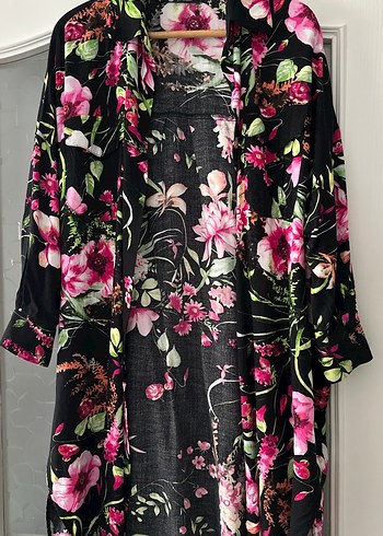 Uzun Çiçek Desenli Bohem Kadın Kimono