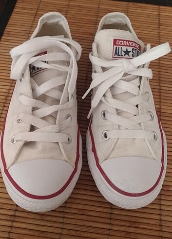 35 Beden beyaz Renk Orjinal Yurtdışından Converse 