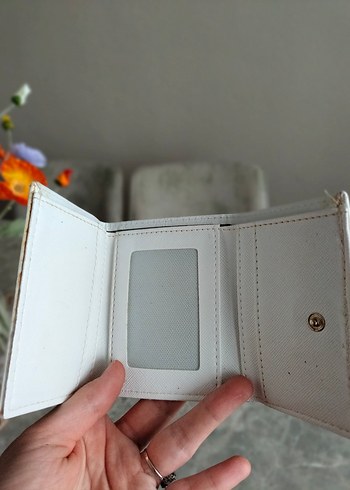 Beyaz Kadın Cüzdanı - Görsel 2