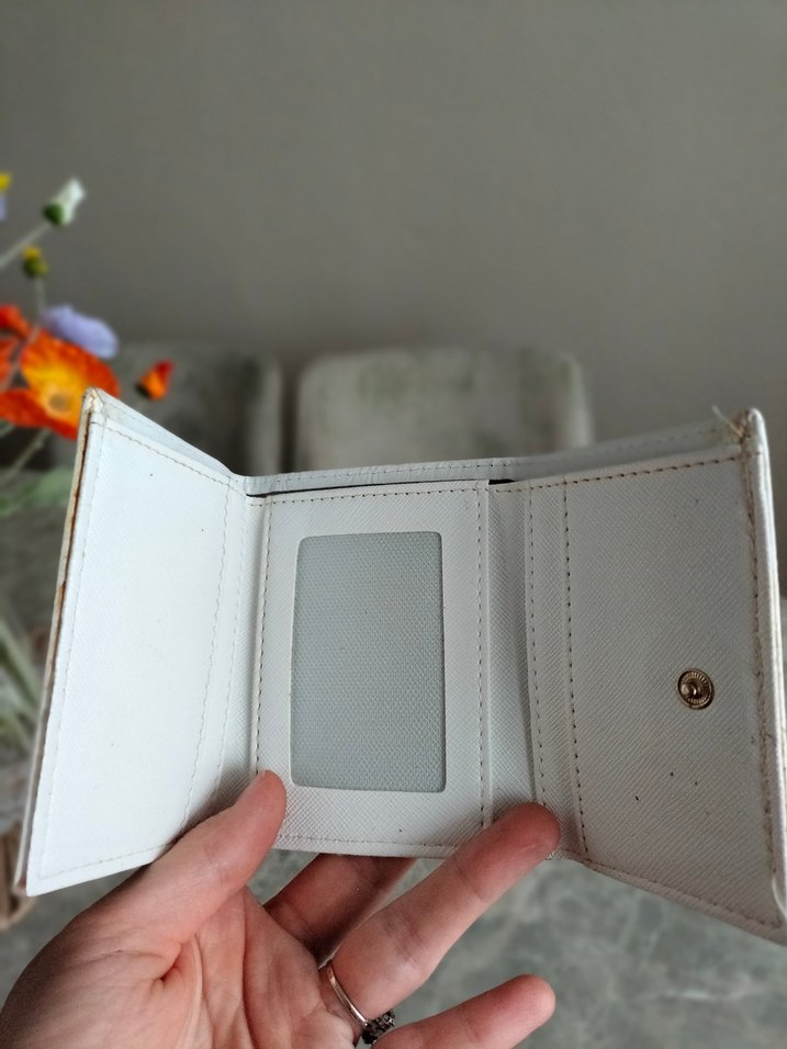 Beyaz Kadın Cüzdanı - Görsel 2