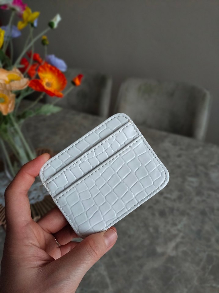 Beyaz Deri kartlık - Görsel 2