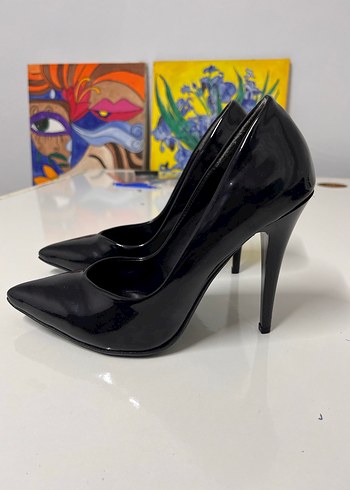 Parlak Siyah Stiletto Topuklu Kadın Ayakkabı - Görsel 2