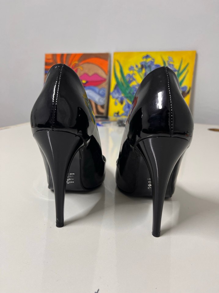 Parlak Siyah Stiletto Topuklu Kadın Ayakkabı - Görsel 5