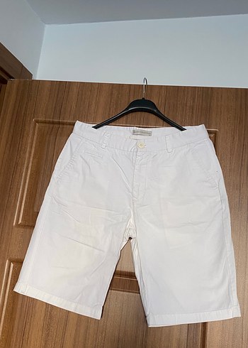 Beyaz Pamuklu Regular Fit Mini Şort