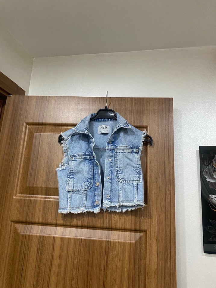 Düğmeli Kolsuz Mavi Denim Yelek kız çocuk - Görsel 2
