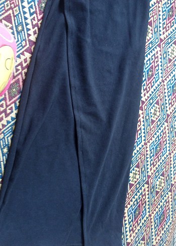 Siyah kenardan büzgülü detaylı kalem elbise - Görsel 3