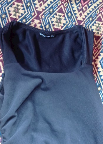 Siyah kenardan büzgülü detaylı kalem elbise - Görsel 2