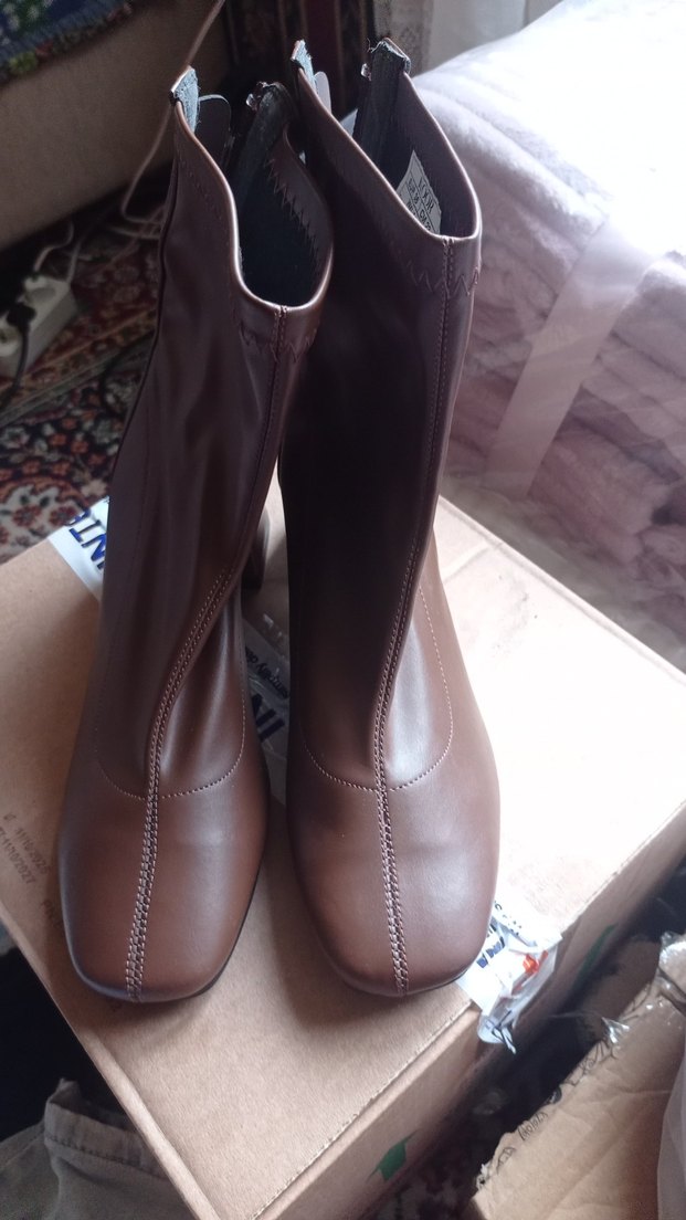 Kahverengi Deri Stiletto Topuklu Kadın Bot - Görsel 4