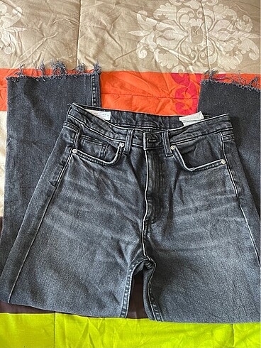 ZARA JEAN
