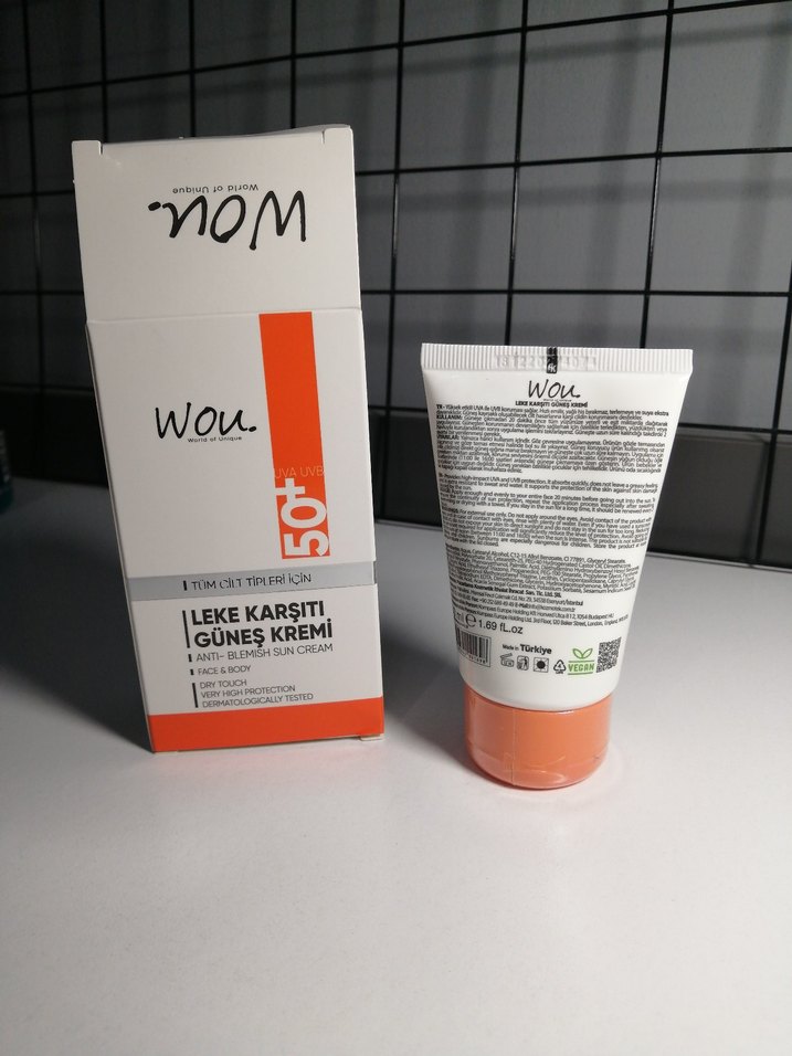 Wou Leke Karşıtı Güneş Kremi SPF 50+ - Görsel 3