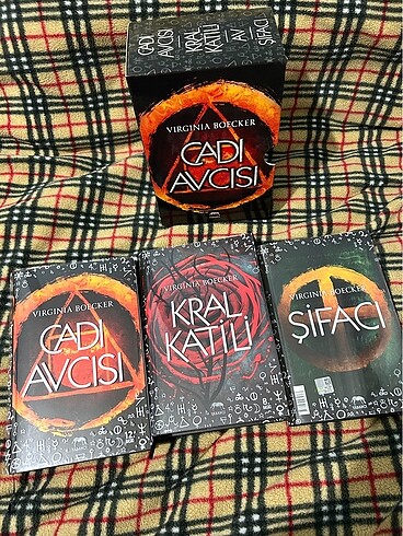 Beden Cadı Avcısı ( Virginia Boecker )