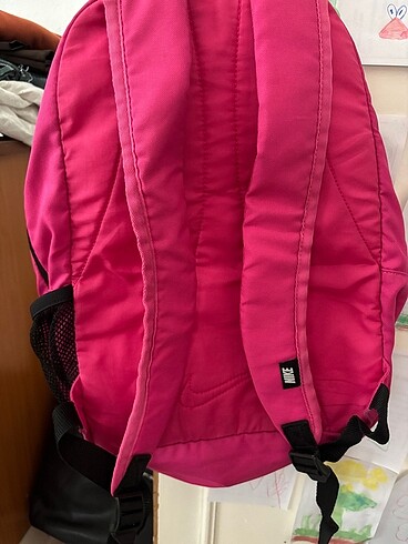 Sırt çantası - Görsel 2