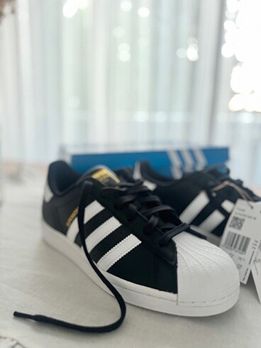 Adidas Orijinal Etiketli