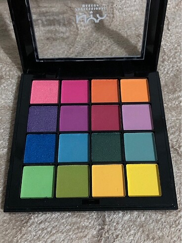 NYX Nyx far paleti