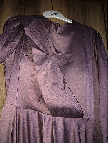 Saten elbise - Görsel 2