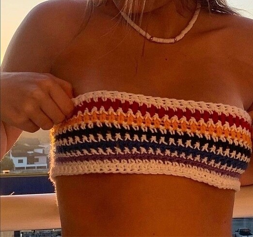 Örgü bikini üstü