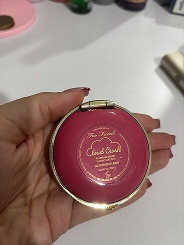  Beden Too faced Allik
