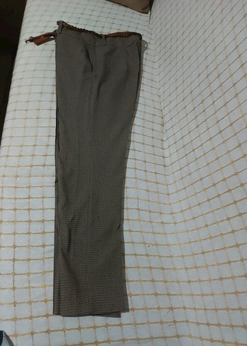 36 Beden Gri Midi Kumaş Pantolon, Kemerli, Regular Fit